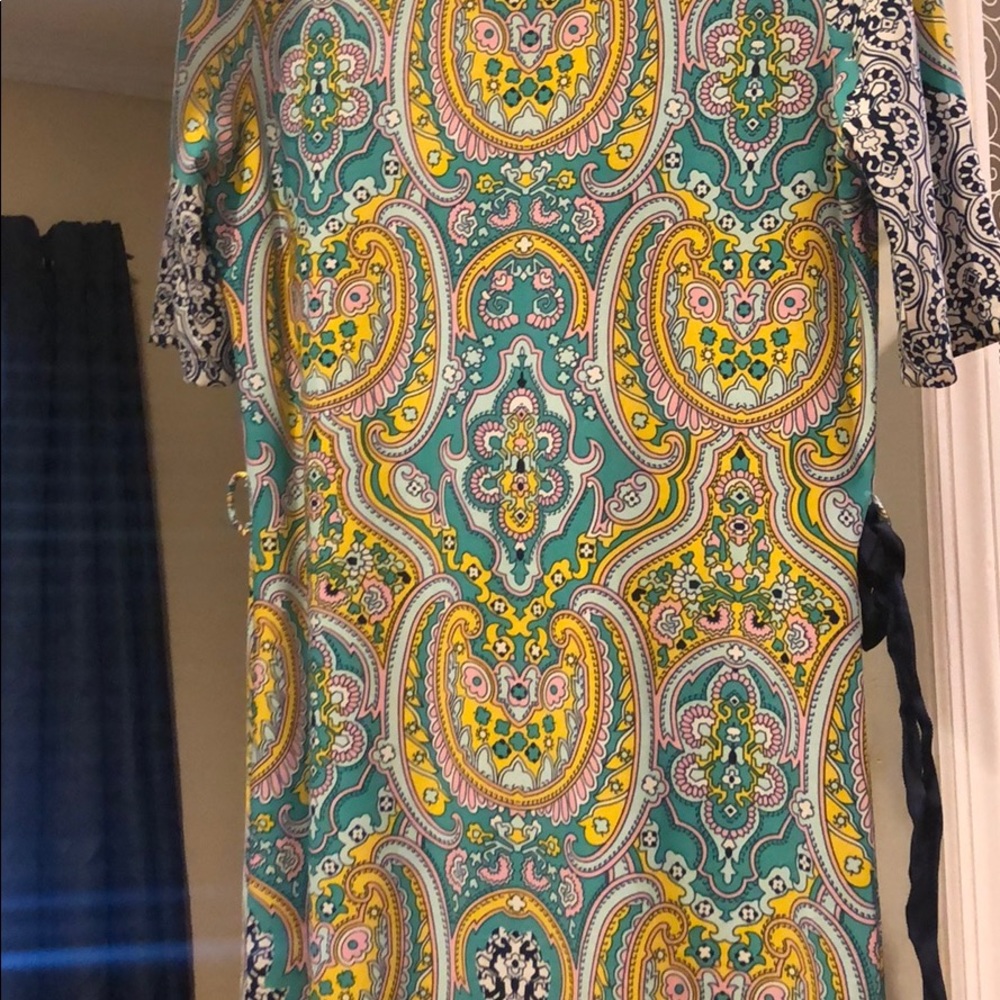 Dress - Picture 2 of 3